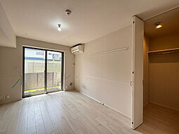 ＧＬＡＮＺＥＮＤ 107 1階1Kのリビング/ダイニング