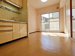 グリーンハイツ 306 3階2DKのリビング/ダイニング