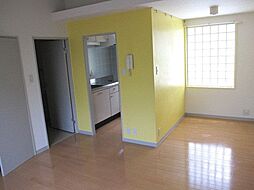 コージーコート 203 2階1Kのリビング/ダイニング