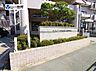 エントランス：開放感あるエントランスは上質で洗練された空間