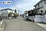 外観：駐車が苦手な方にも嬉しい前面6ｍ道路に面した住まい