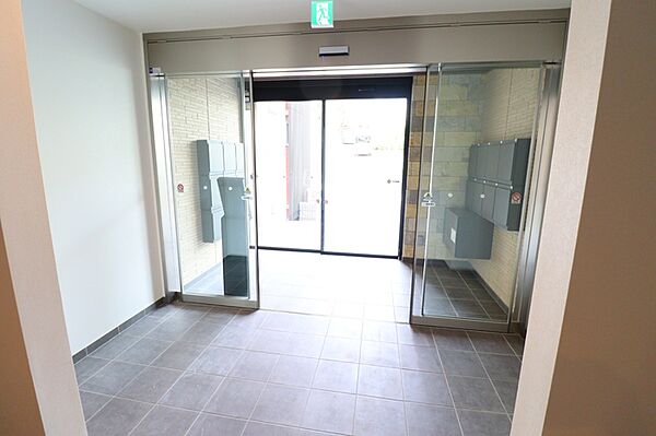 建物エントランス