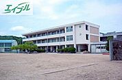 玉野市立荘内小学校 2602m