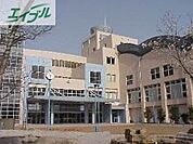 岡山市立操明小学校 624m