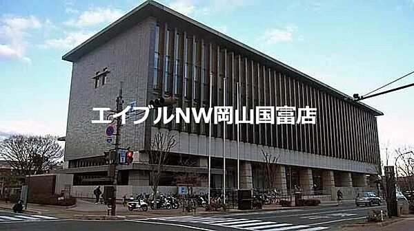 画像30:岡山県立図書館 605m