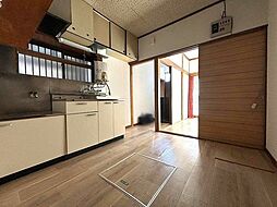 居間