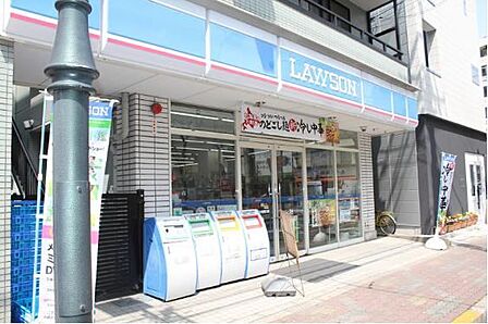ローソン京成小岩南口店 徒歩1分。 50m