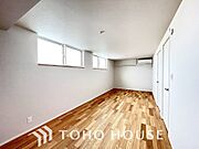 暖色系の照明は、心理的にも落ち着きを得られやすいそうです。