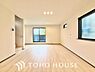 室内：造りこんだ空間演出の妙が生み出す光と質のハーモニーはこの住宅のクオリティの良さを実感させてくれます。