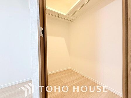 お子様のおもちゃやゴルフバック等、大きなお荷物をお持ちの方や、お荷物が多い方でも安心のスペースです。