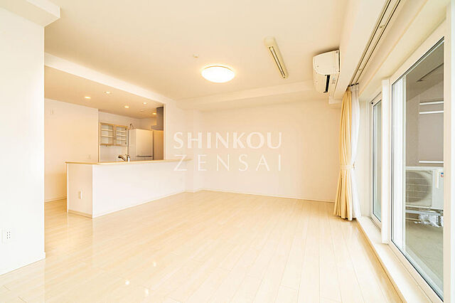 リビング/ダイニング ポレスター弘前公園 3階/-