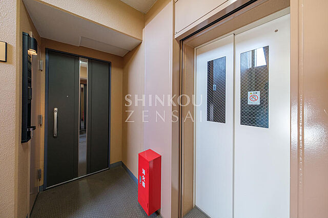 玄関 サンデュエル弘前 9階/-