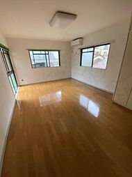 パークアベニューエス・ティーン 2階ワンルームのリビング/ダイニング