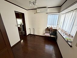 居間