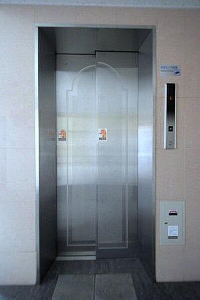 画像30:エレベーター