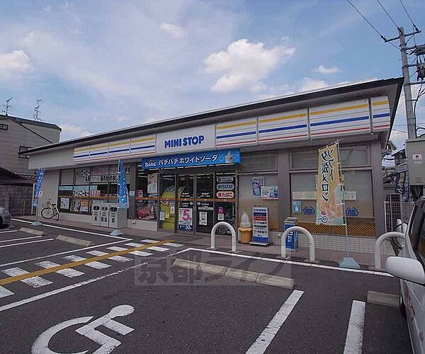 画像25:ミニストップ太秦一ノ井町店まで331m 広隆寺すぐ近くにございます。駐車場完備。
