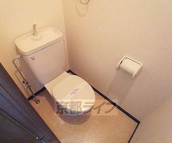画像8:洋式のトイレです。