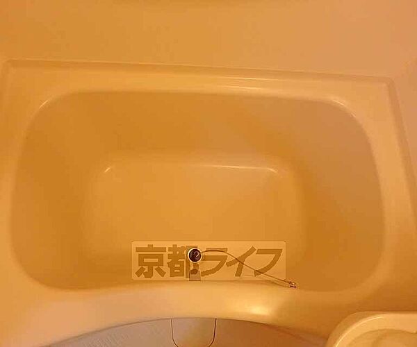 画像22:浴槽です。バス・トイレ別なのでゆっくり入れます。