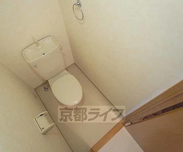 画像6:清潔感のある洋式トイレです。