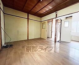 居間