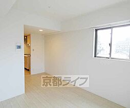 JR東海道・山陽本線 西大路駅 徒歩13分の賃貸マンション 3階1Kのリビング/ダイニング