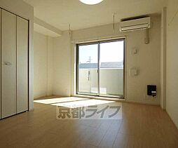 JR東海道・山陽本線 西大路駅 徒歩11分の賃貸マンション 1階1DKのリビング/ダイニング