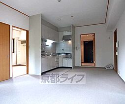 ヴューキャッスル 301 3階4LDKのリビング/ダイニング