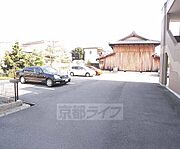 広くて車がとめやすいです（要空き確認）