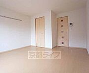 広々とした部屋です。