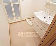 もちろん脱衣室もあります。