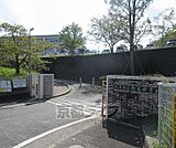 仰木中学校まで1295m