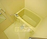シャワー付きのお風呂です。