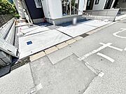 並列2台駐車可能なゆとりのカースペース 