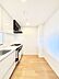 キッチン：ゆとりあるキッチンスペースでお料理や食後の後片付けもスムーズに！