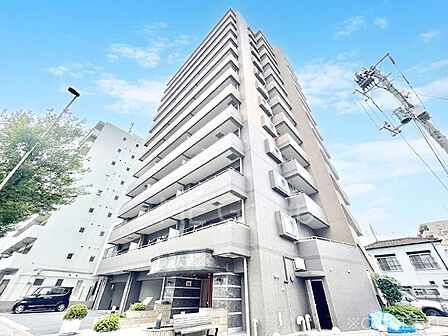 溢れる陽光でご家族の笑顔も輝く