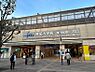 周辺：駅 1760m 東武伊勢崎線獨協大学前駅
