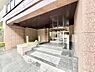 エントランス：綺麗なエントランスは、居住者を優しく迎えいれてくれます  