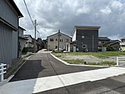 前面道路（東側）