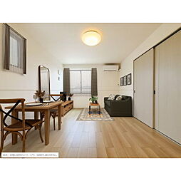 メゾン　トランキル 2階1LDKのリビング/ダイニング