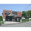 図書館「東御市立図書館まで607ｍ」