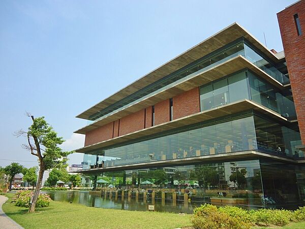画像28:【図書館】福山市中央図書館まで692ｍ