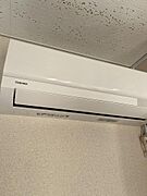 エアコンは新品交換