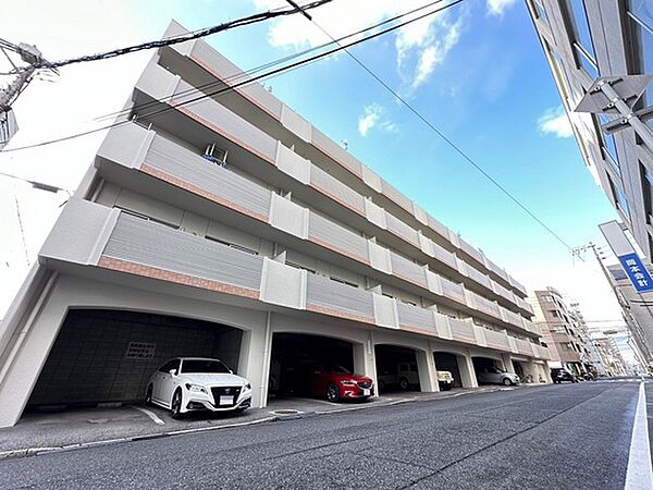 アイレスト堺町 ｜広島県広島市中区堺町1丁目(賃貸マンション3DK・4階・64.00㎡)の写真 その1