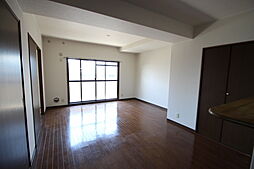 グランデュア緑井 6階3LDKのリビング/ダイニング