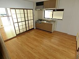 トリヴァンベール田方 2階3DKのリビング/ダイニング