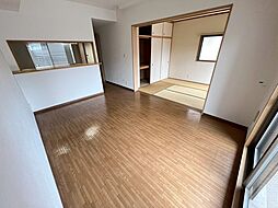 居間