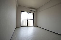 ウイング上安 4階1Kのリビング/ダイニング