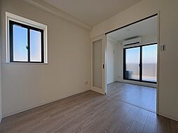 グレース十日市 7階1LDKのリビング/ダイニング