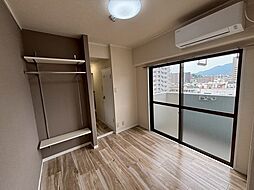 アクアコート廿日市 7階ワンルームのリビング/ダイニング