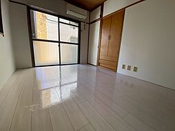 ピュアシティ 2階1Kのリビング/ダイニング